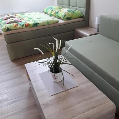 Na Hrazi Casa de hóspedes 2*