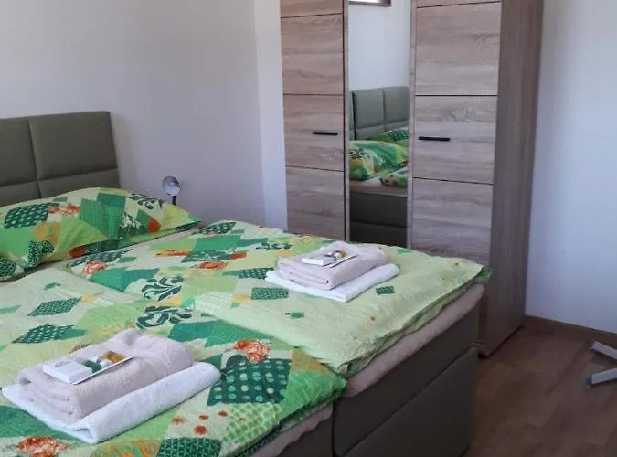 Guest house Na Hrazi 3*